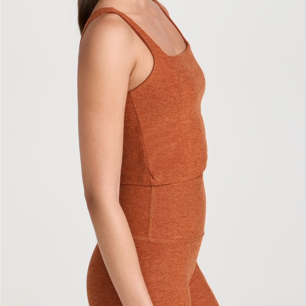 Beyond Yoga – Spacedye Impress Set Cropped Tank and Biker Shorts - Picture 4 of 9